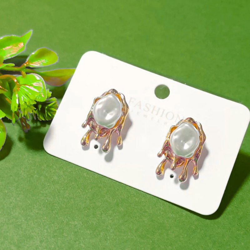 Sun-Kissed Sparkle Earrings