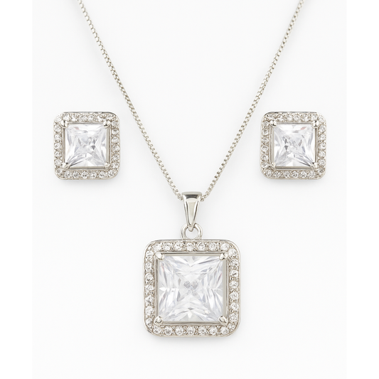 Cove of Light Neckpiece