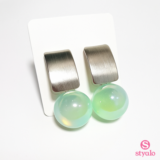 Drop Dead Pearl  Earrings