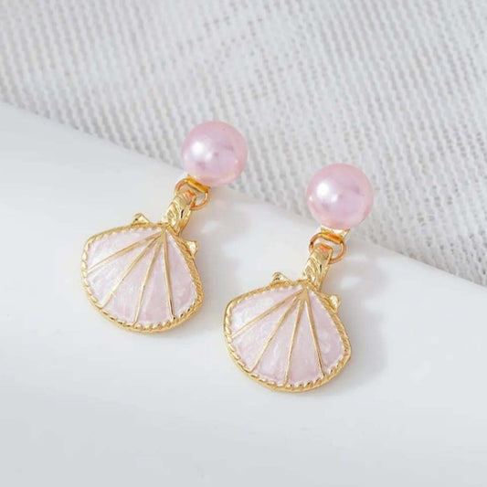 Whispering Daisy  Earrings