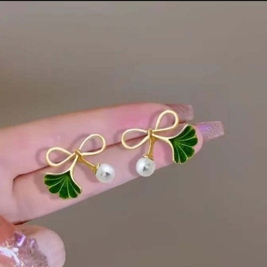 The Bow Drop Earrings