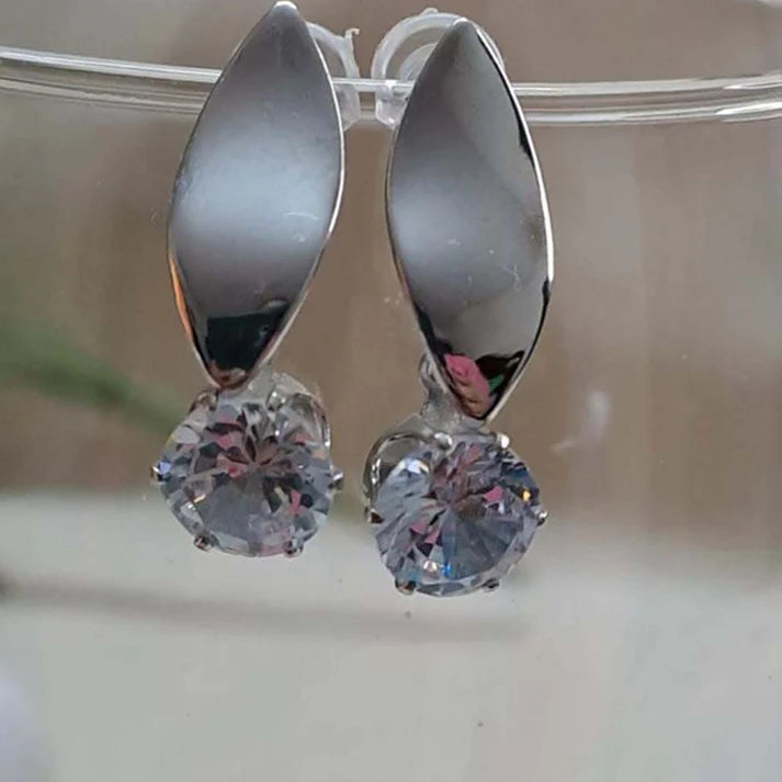 Twist & Pit Earrings