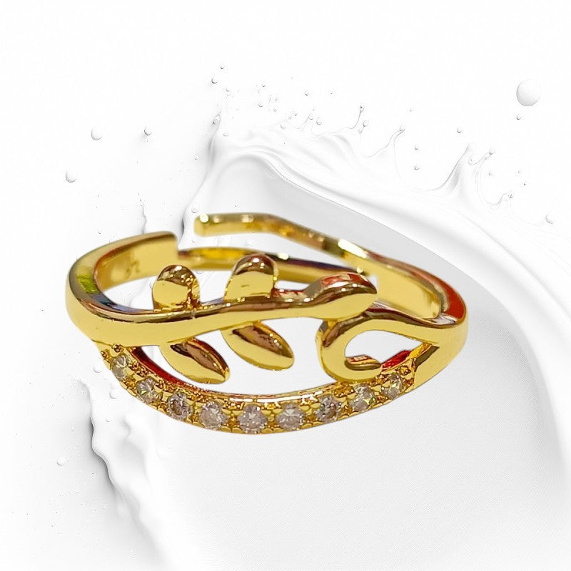 First Glance Ring