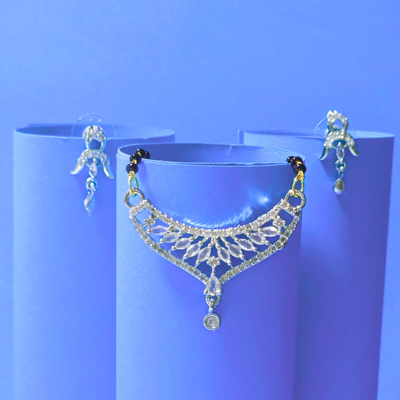 Suhagan Shine Dimond Brass  Mangalsutra